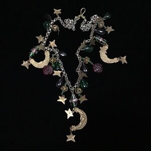 Fantasy wedding glass 1970s necklace